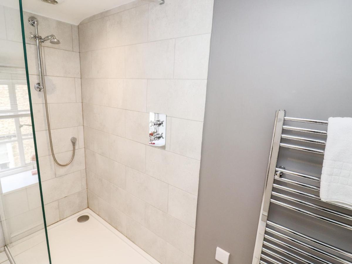 3 George Yard Villa Бърфорд Екстериор снимка